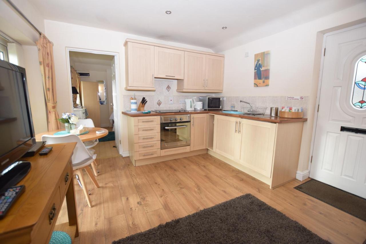 Little Rushbrook Cottages Tanworth 외부 사진