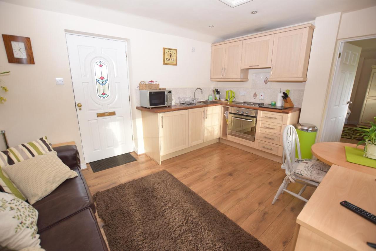 Little Rushbrook Cottages Tanworth 외부 사진