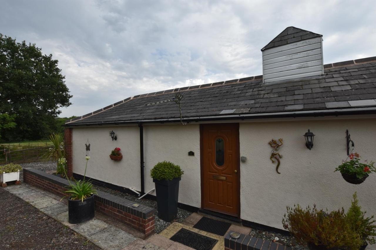Little Rushbrook Cottages Tanworth 외부 사진